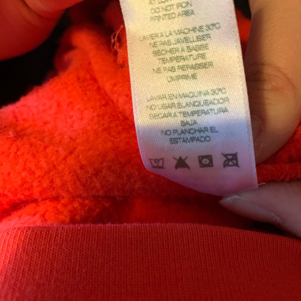 Sundry Evereve Red Padded Crewneck Sweatshirt - Picture 8 of 11
